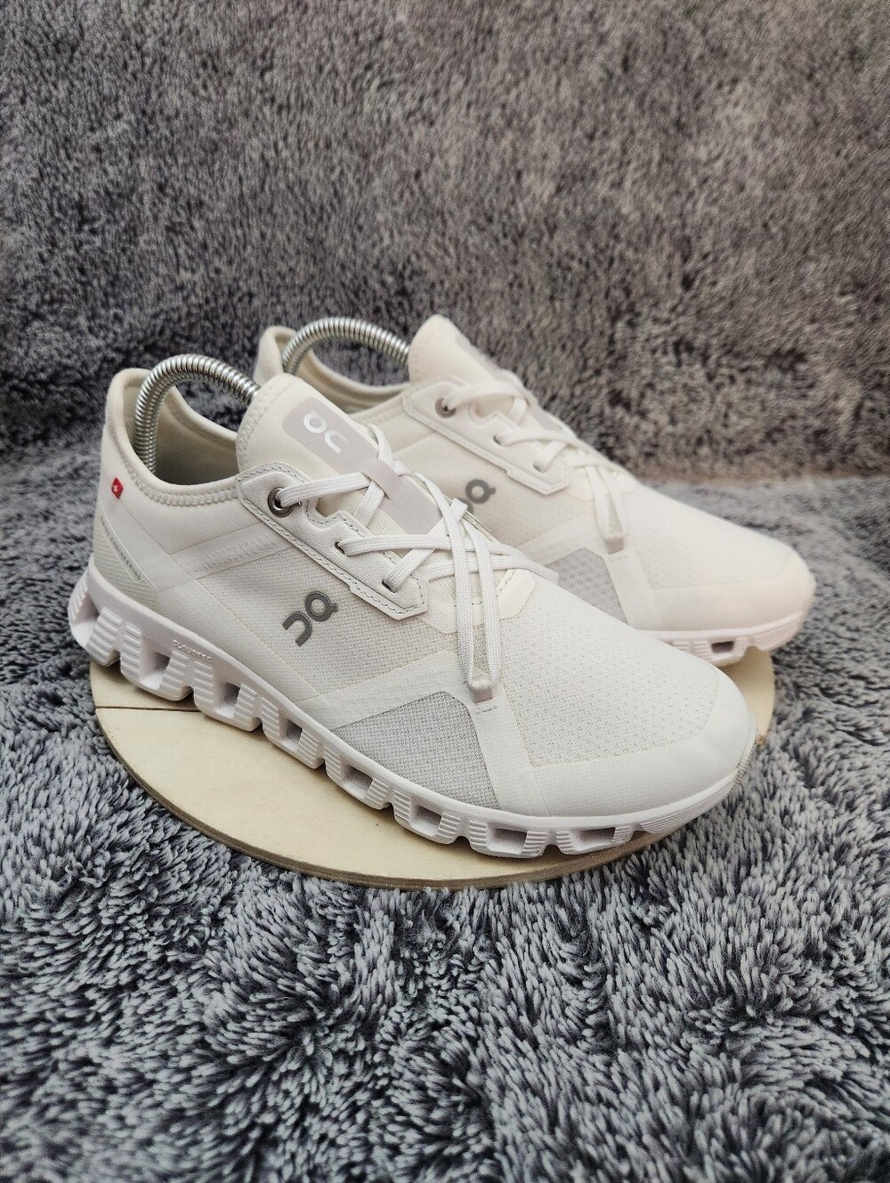 On Cloud X 3 White Running Shoes Women’s Size 9